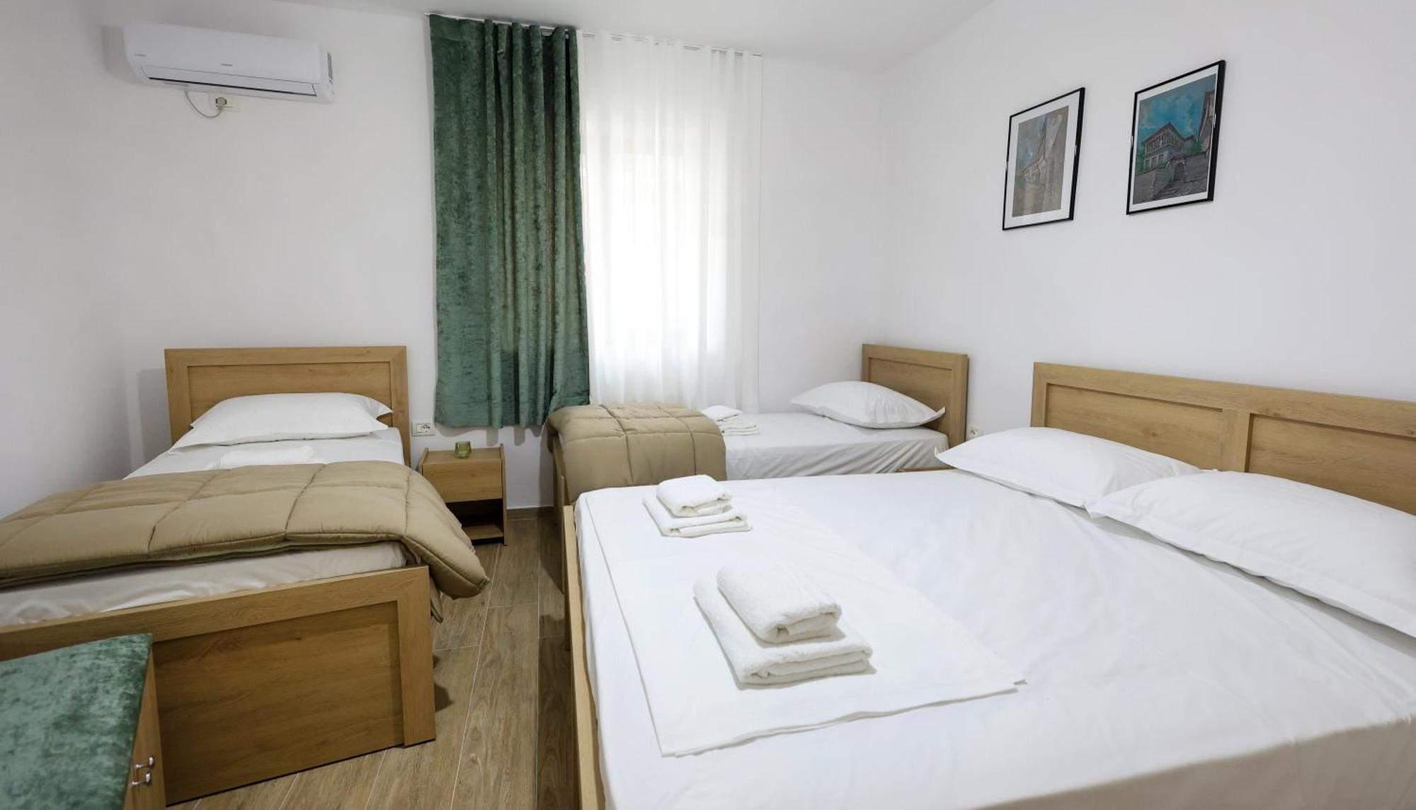 Hotel Vila Vreko B&B Берат Екстериор снимка